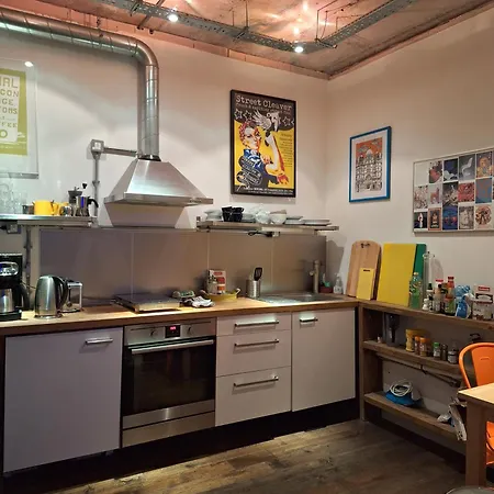 The Icecream Factory, In Private House منزل للإقامة *